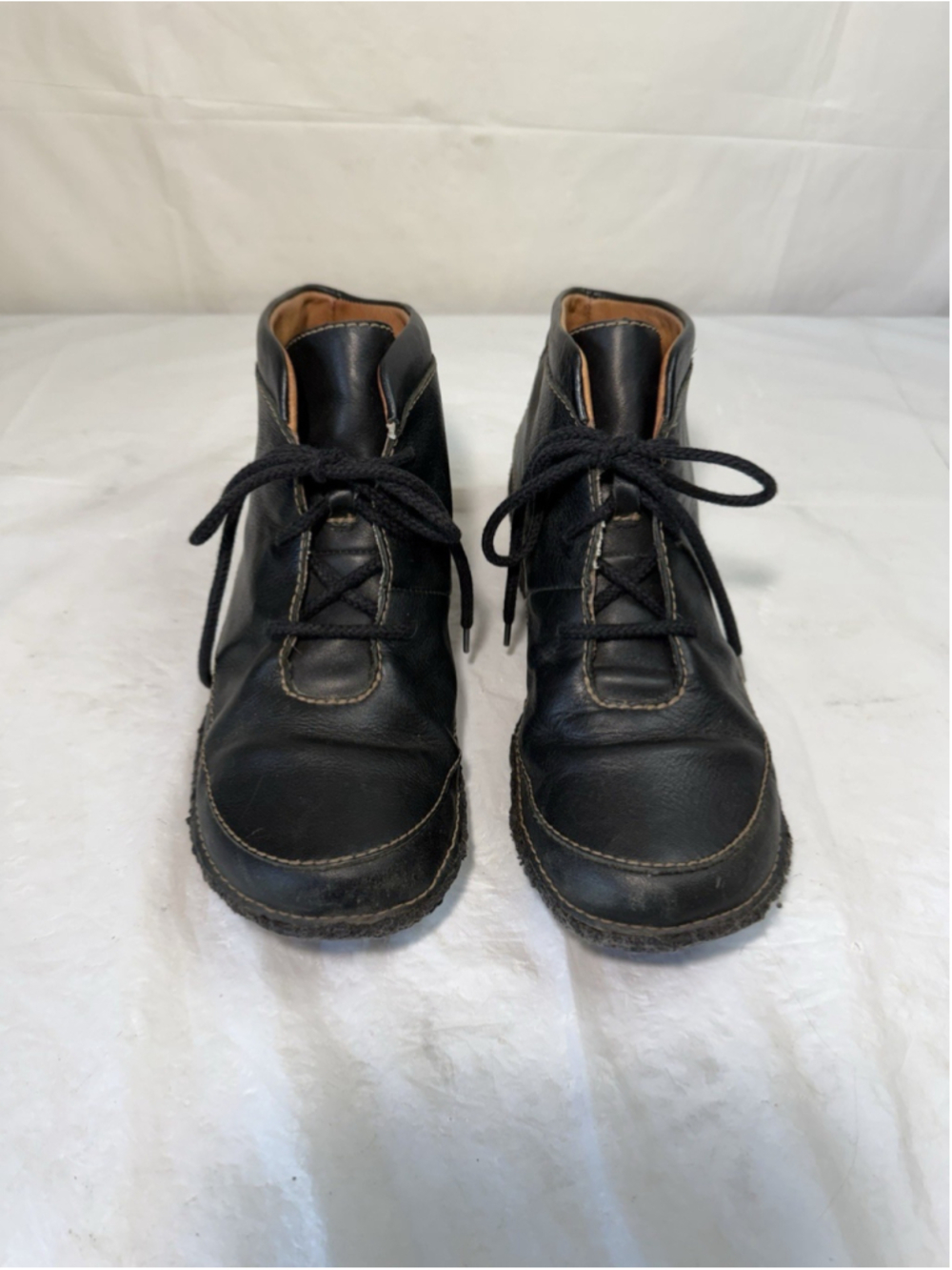 Vintage Chinook Footwear Black Leather Ankle Boots Size 8